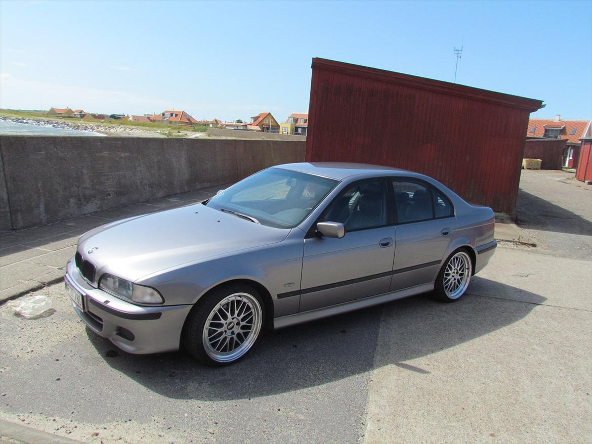 BMW E39 528i billede 8