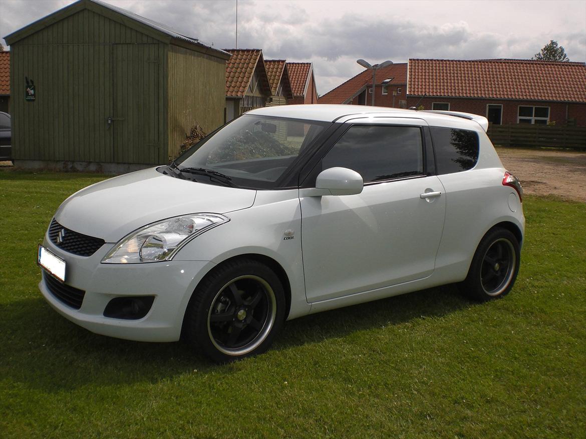 Suzuki Swift 1.2 ECO billede 2