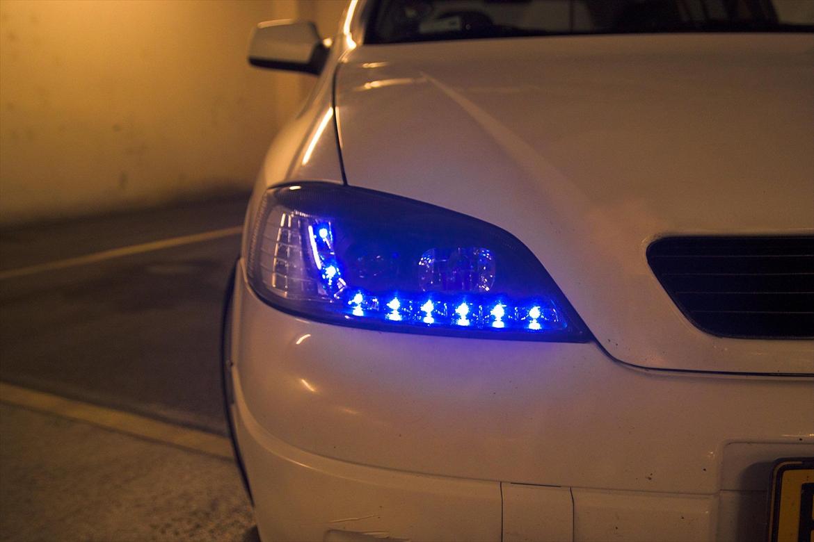 Opel Astra G Caravan - Så kom der nye forlygter også :) billede 6