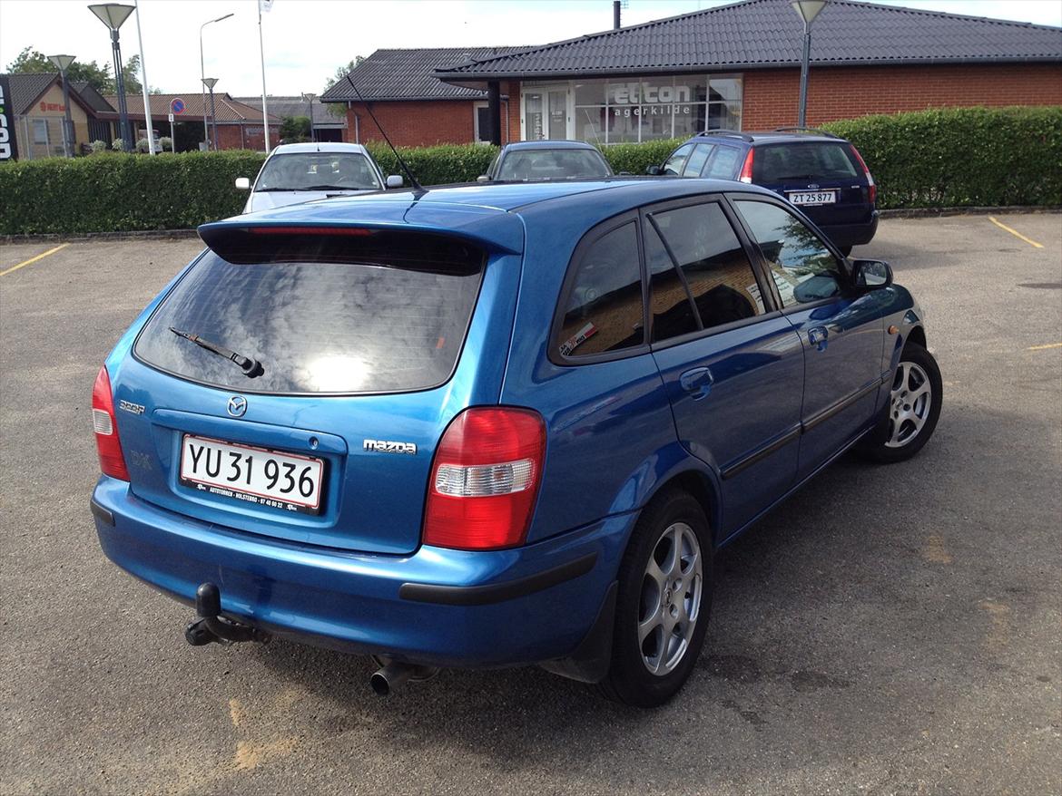 Mazda 323F billede 6