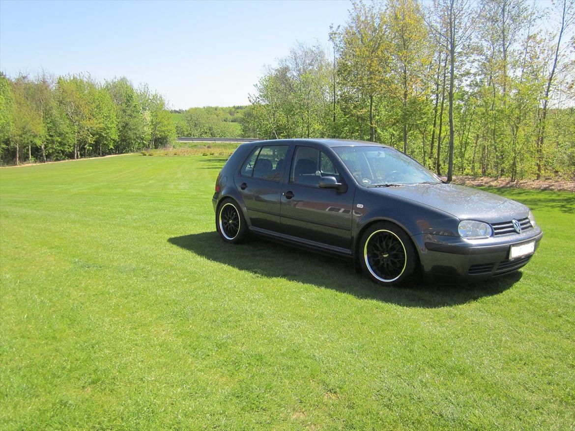 VW Golf 4 billede 1