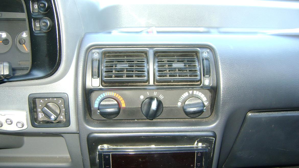 Ford Escort - Indvendig billede 8