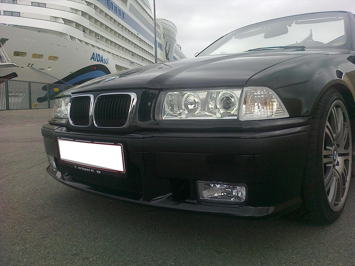 BMW 328i Cabriolet M-Tech billede 5