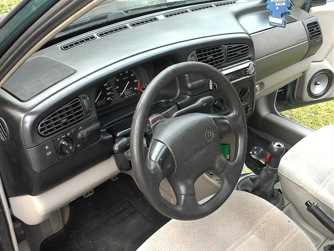 VW vento 1.8i billede 15