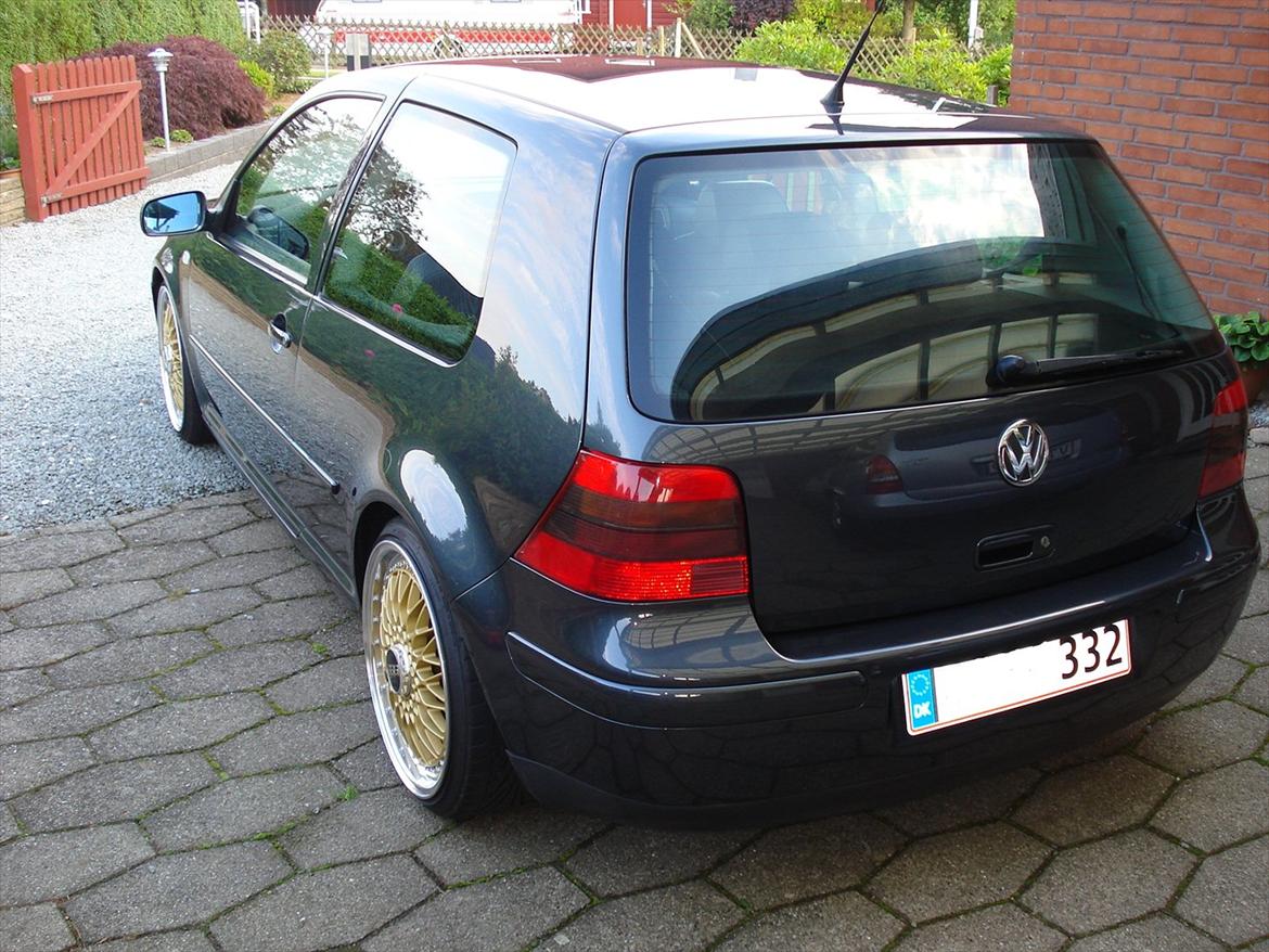 VW Golf IV GTI 1.8 20VT billede 2