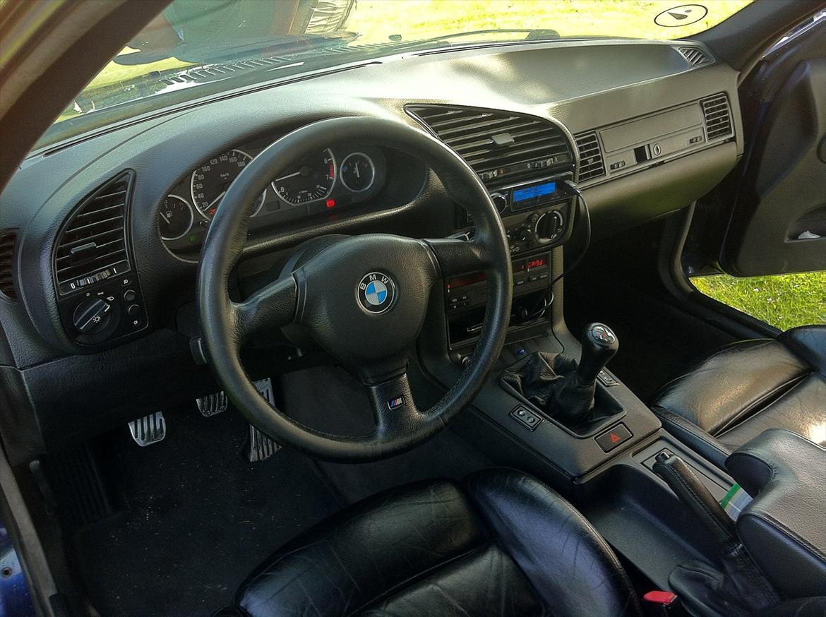 BMW 318 is coupe SOLGT billede 2