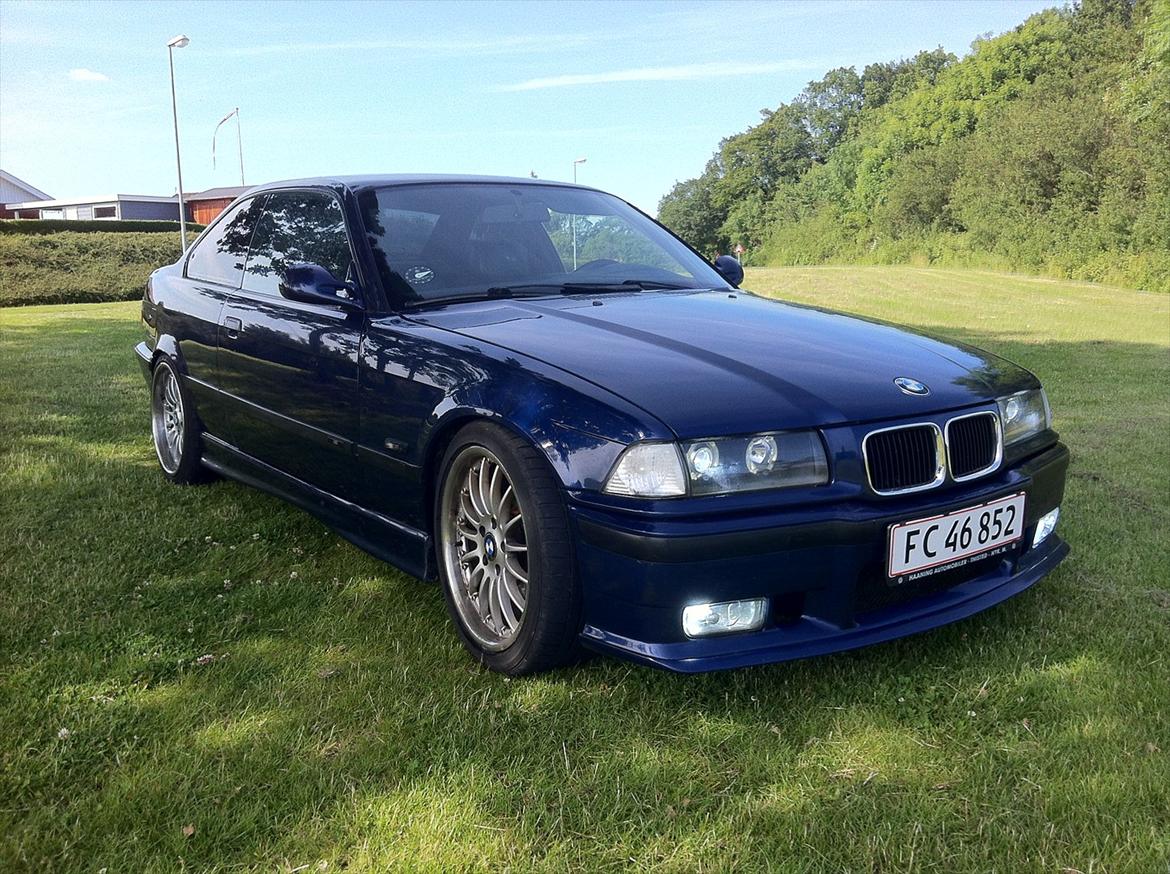 BMW 318 is coupe SOLGT billede 3