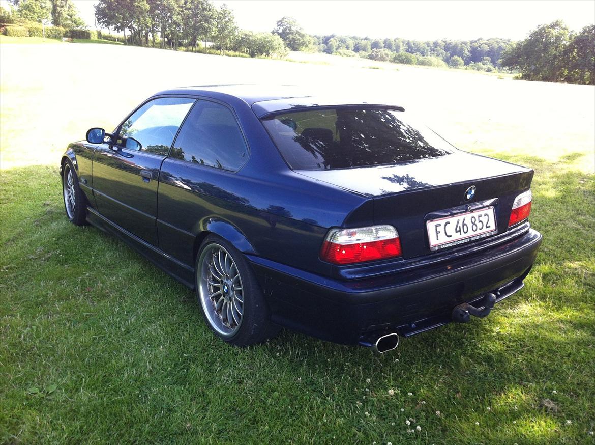 BMW 318 is coupe SOLGT billede 4