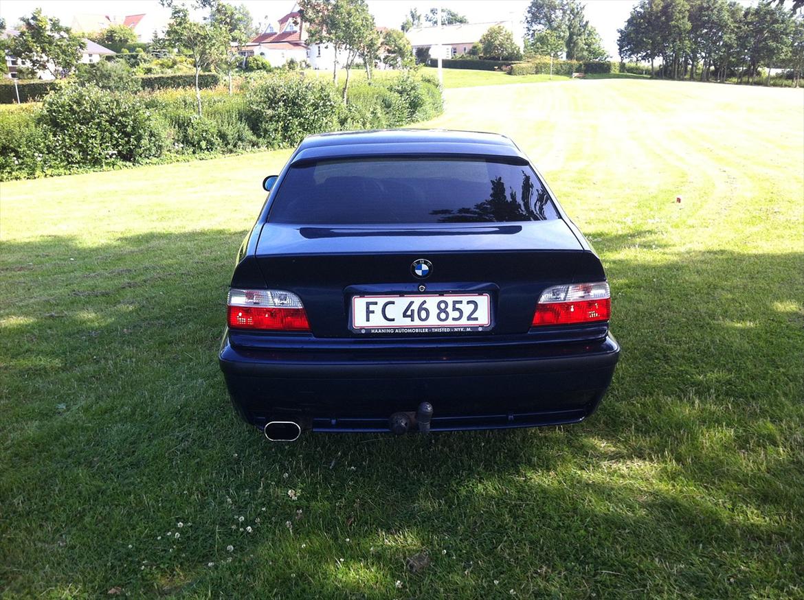 BMW 318 is coupe SOLGT billede 5