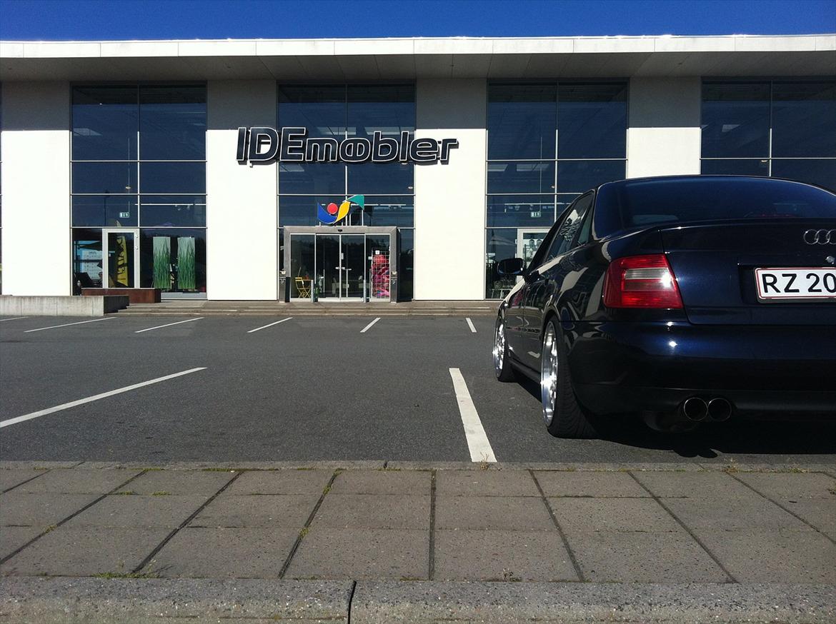 Audi A4 1.8 20v Turbo S-Line billede 1