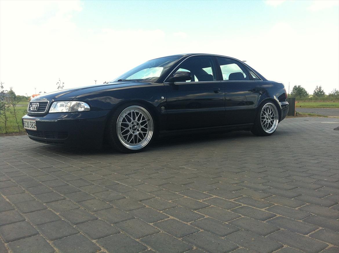 Audi A4 1.8 20v Turbo S-Line billede 5