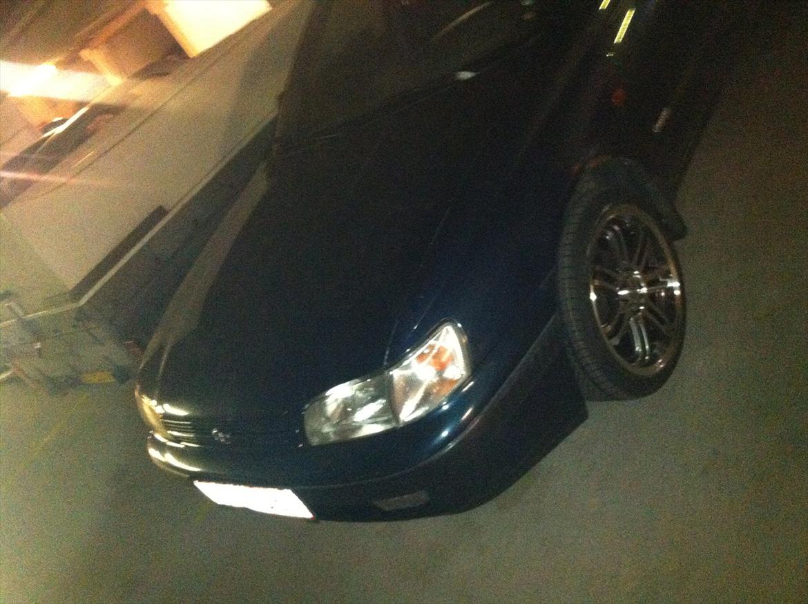 Toyota Carina E billede 2