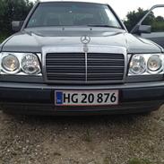 Mercedes Benz E-klasse 300D (W124)