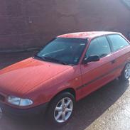 Opel Astra 1.6 16v