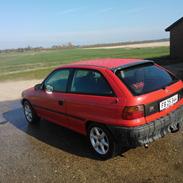 Opel Astra 1.6 16v