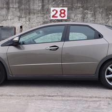 Honda Civic 1,8 Sport (konebil)
