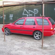 Ford Escort 1.8 16v Monaco