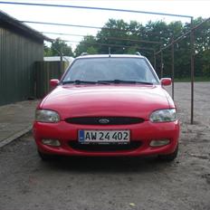 Ford Escort 1.8 16v Monaco