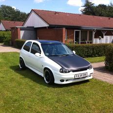 Opel Corsa b 1.6 16v GSI