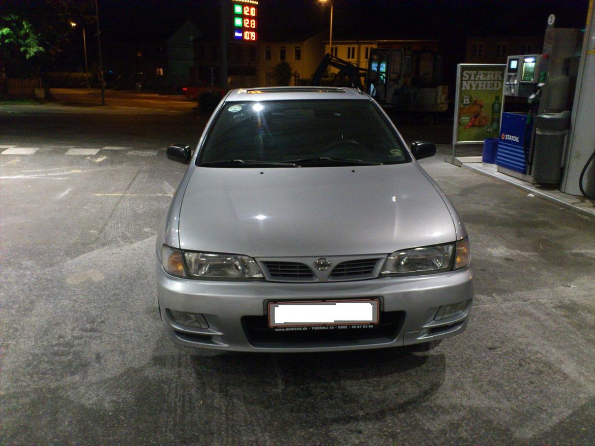 Nissan Almera billede 7
