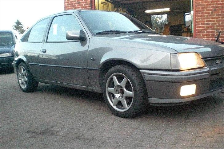 Opel Kadett GSI 16v billede 3