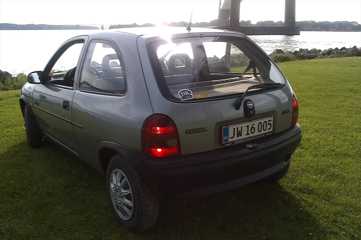 Opel corsa B 1,2i billede 5