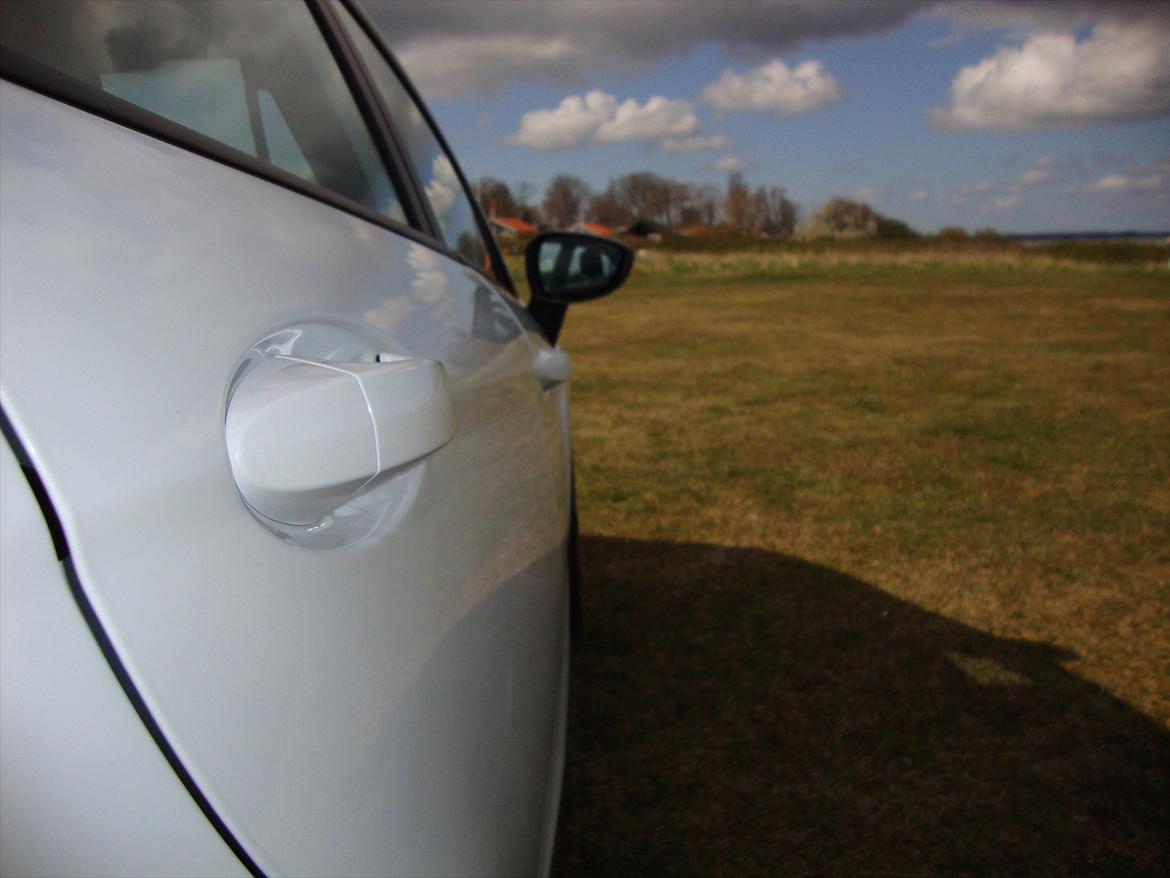 Ford Fiesta 1,4 solgt billede 5