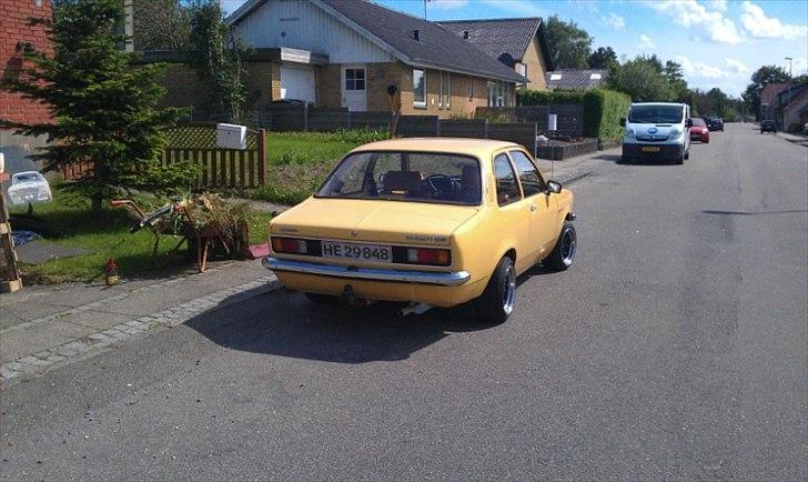 Opel Kadett C 1.2 S Automatic - Efter montering af SR bagplade, Ultimative styling til sådan en gammel dame. billede 16