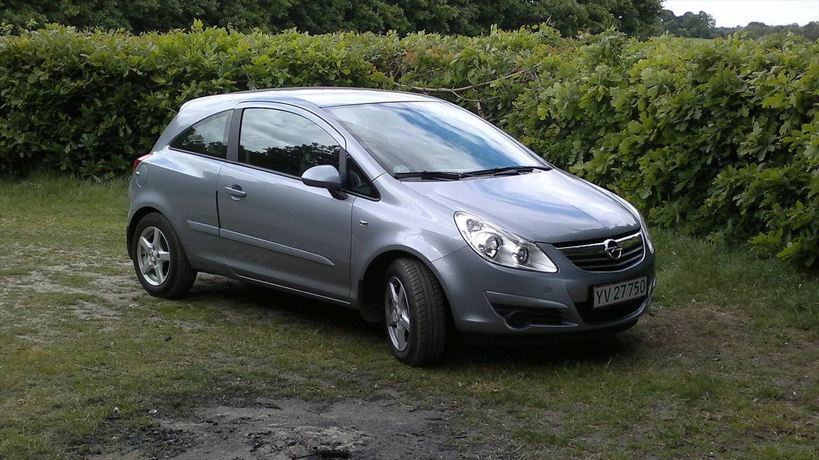 Opel Corsa 1,0 12V Enjoy ***solgt*** billede 14