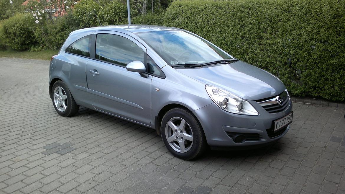 Opel Corsa 1,0 12V Enjoy ***solgt*** billede 18