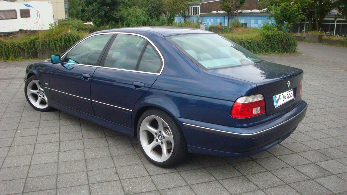 BMW E39 523iA billede 9