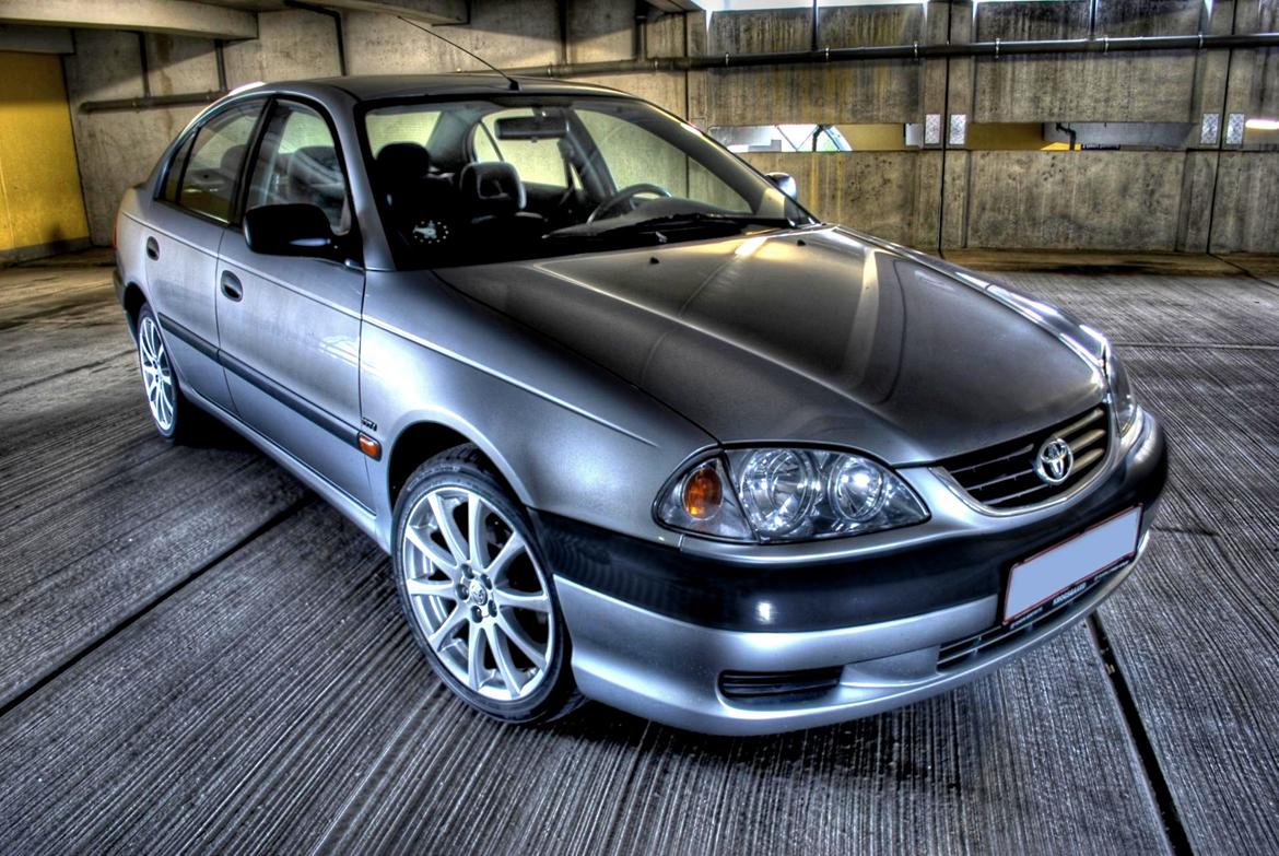 Toyota Avensis billede 1