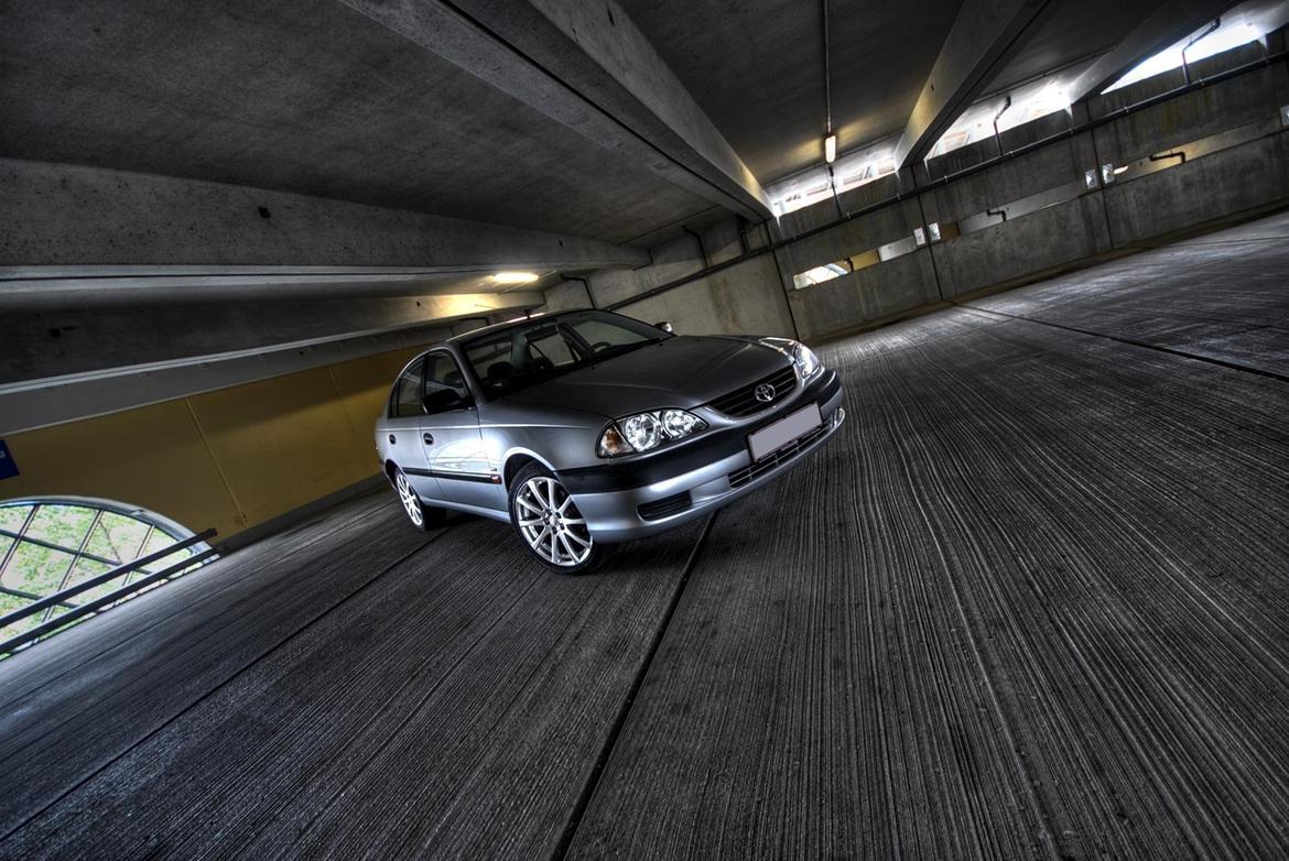 Toyota Avensis billede 2