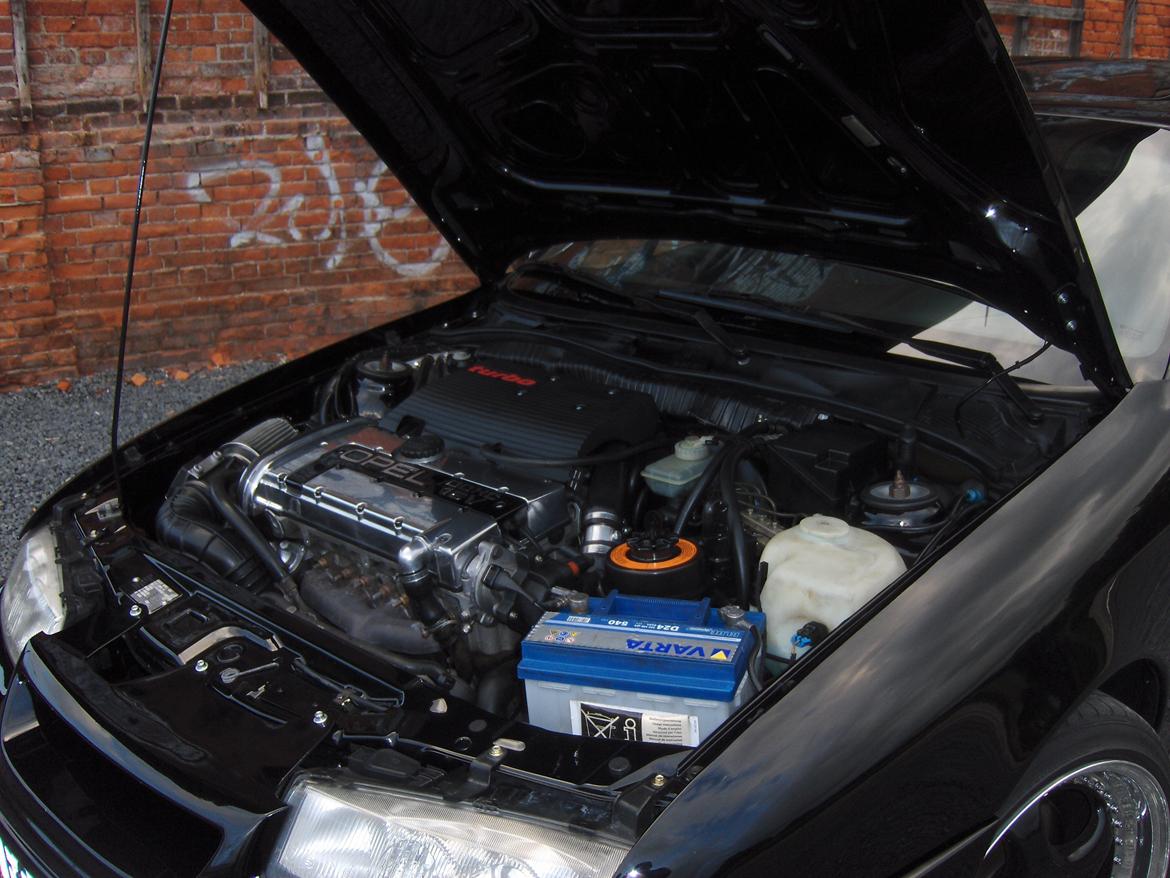 Opel Calibra 4x4 Turbo billede 9