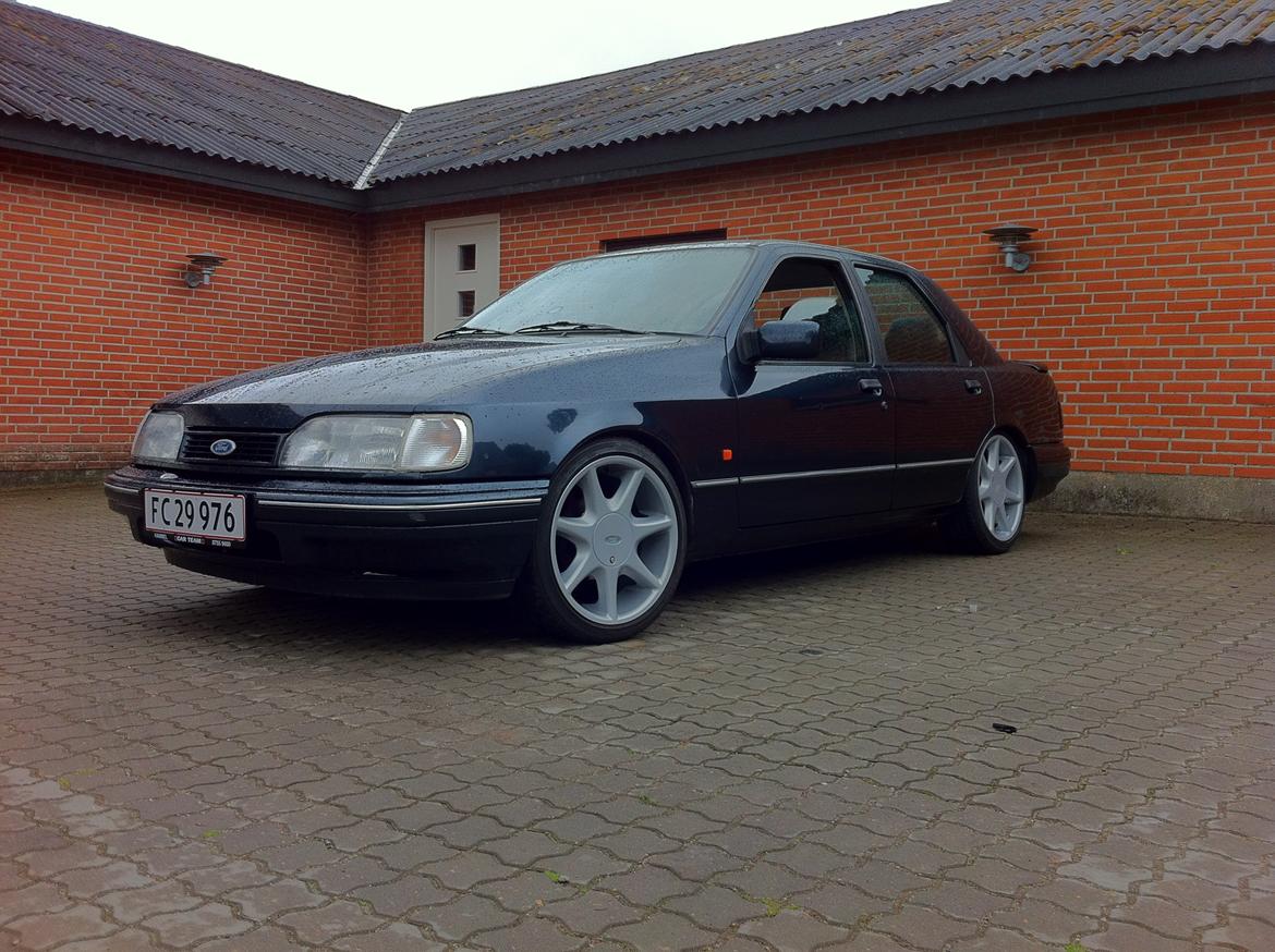 Ford Sierra 2,0 dohc GT - Så blev den lige sænket lidt yderligere :) billede 10