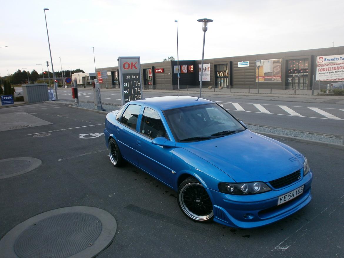 Opel vectra 2.0 16v " SOLGT " billede 6