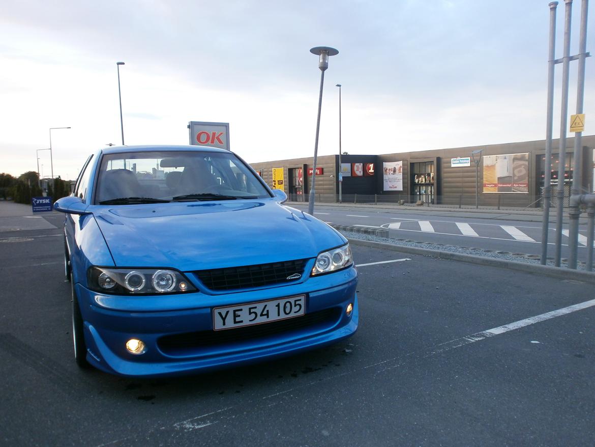 Opel vectra 2.0 16v " SOLGT " billede 8