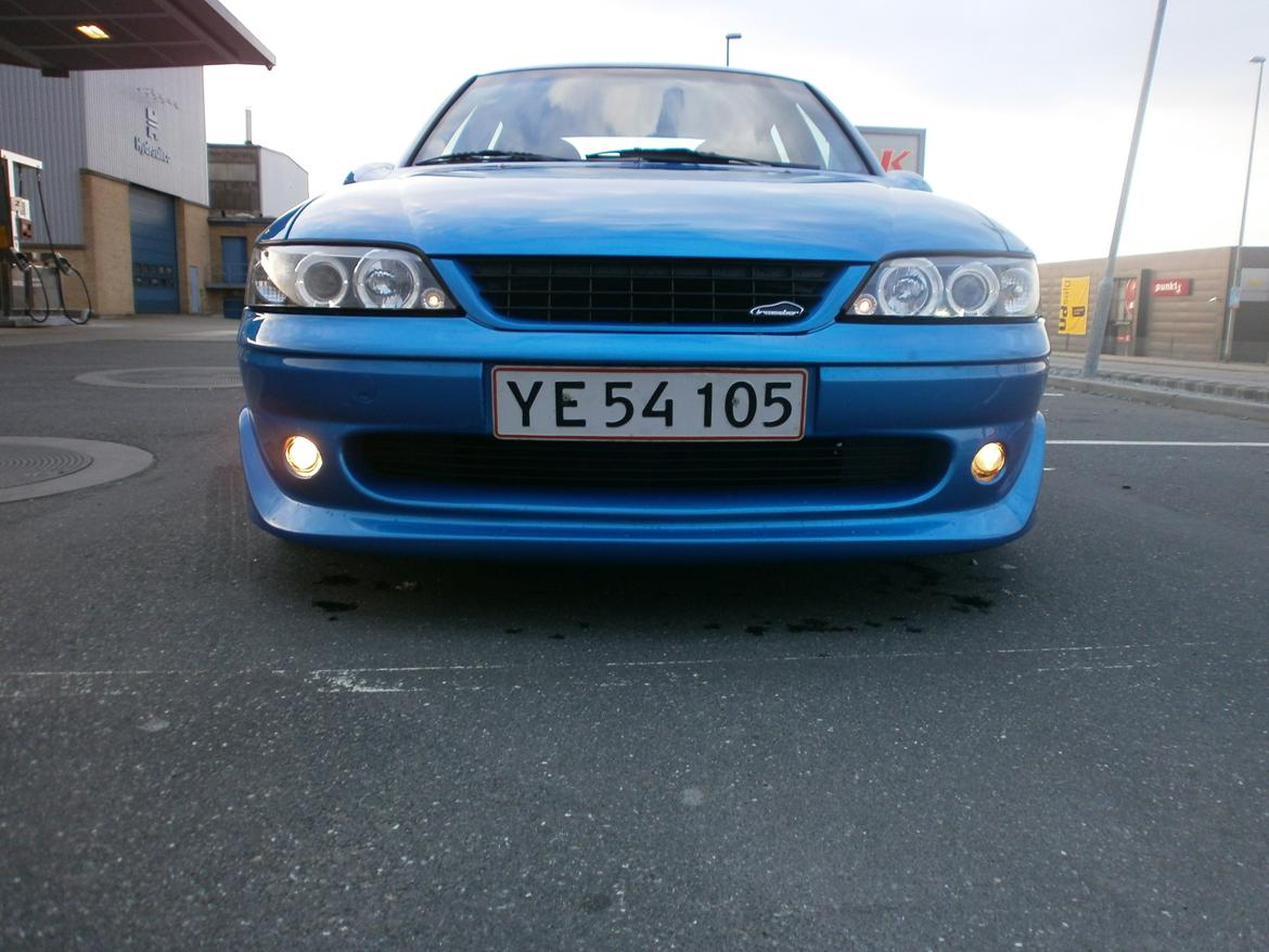 Opel vectra 2.0 16v " SOLGT " billede 9