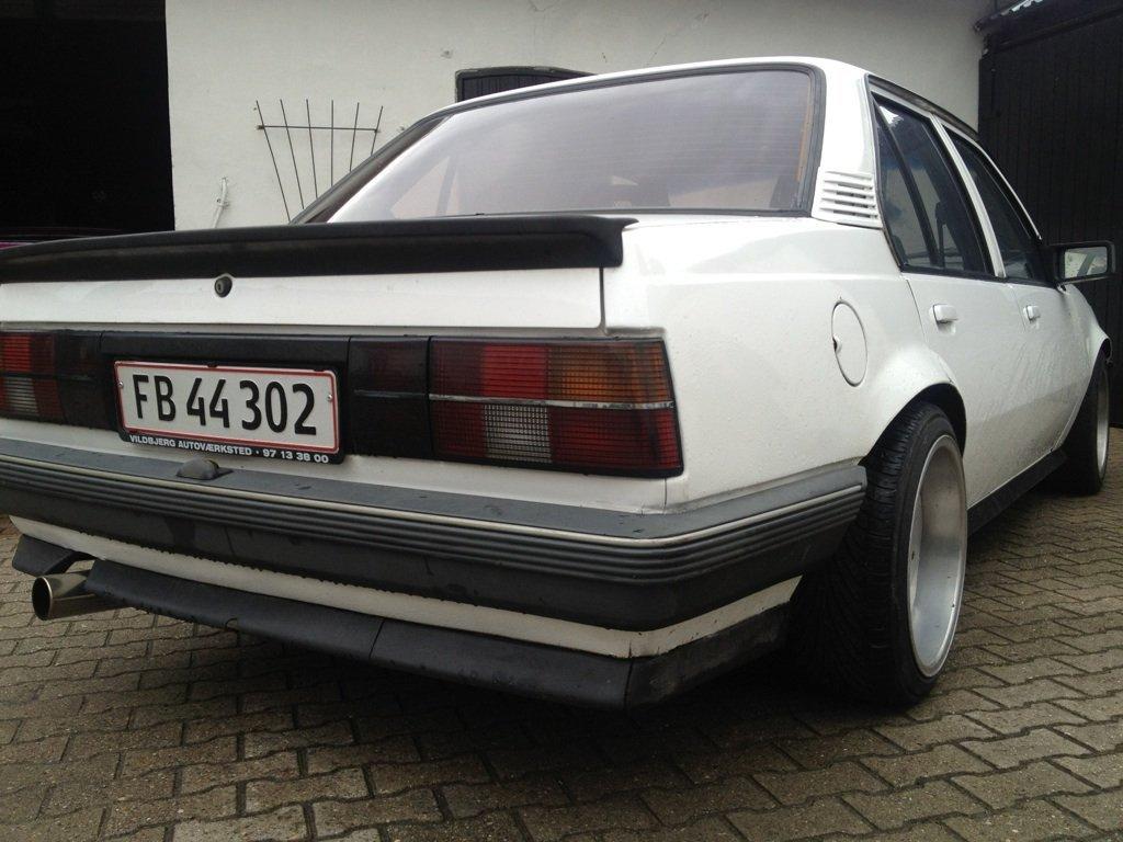 Opel ascona c 2,0i 16v billede 4