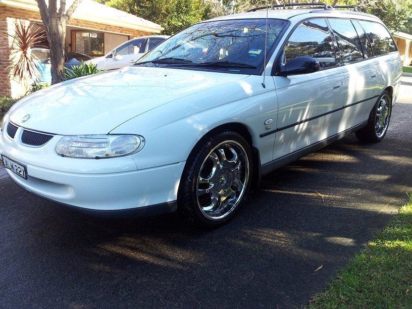 Amerikaner Holden Commodore 3.8L V6 VTII Wagon billede 6