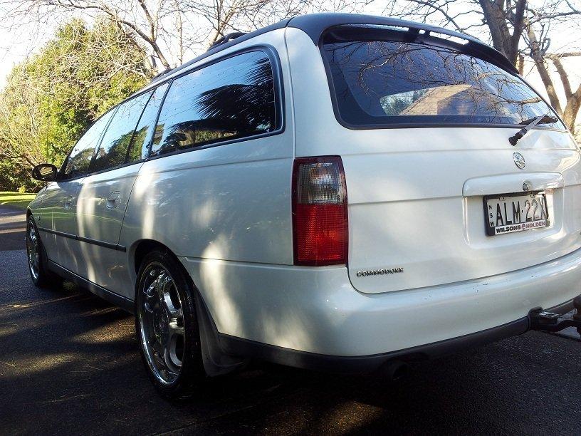 Amerikaner Holden Commodore 3.8L V6 VTII Wagon billede 8