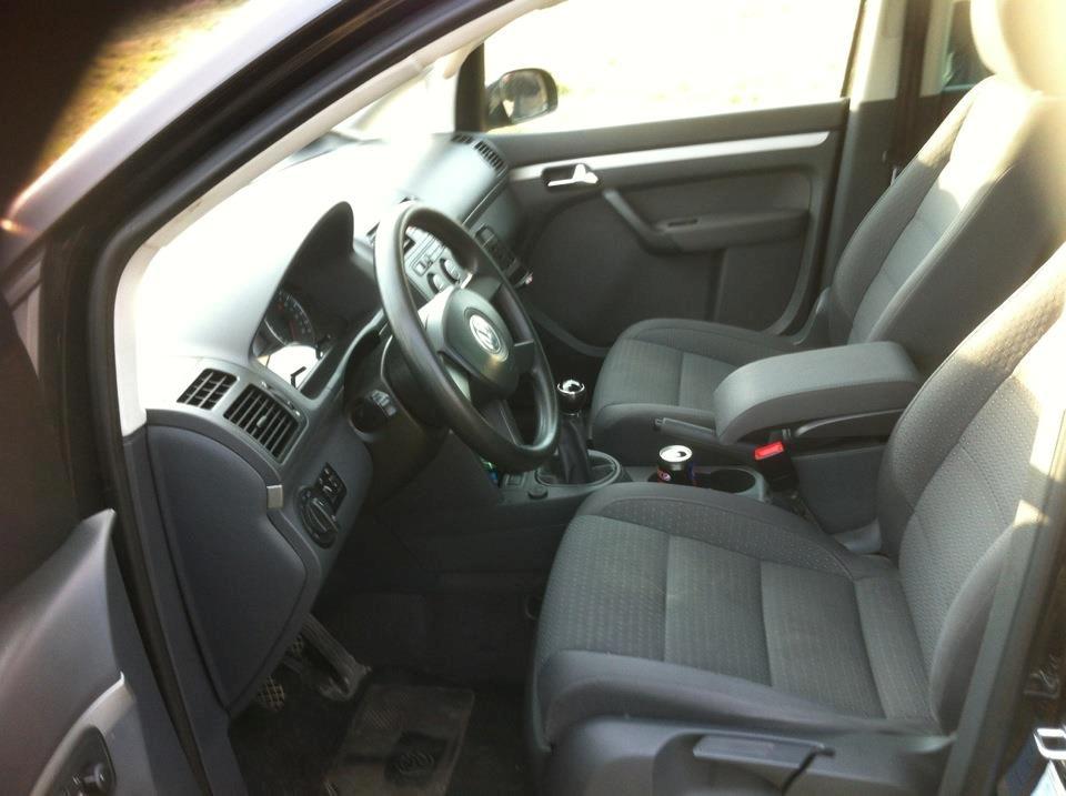 VW Touran 2.0 TDI comfortline ( Totalskadet ) billede 11