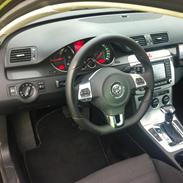 VW Passat 3c variant Tdi / R Line (SOLGT)