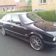 BMW E34 520i