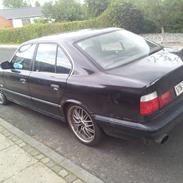 BMW E34 520i