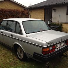 Volvo 240