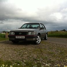 Opel Ascona C GT/Sport
