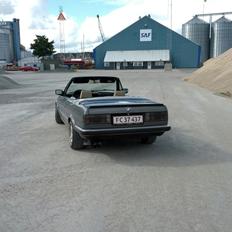 BMW 325i Cabriolet