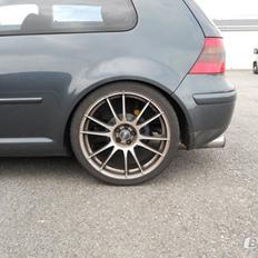 VW GOLF MK-lV GTI