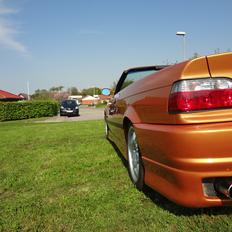 BMW 325i Cabriolet